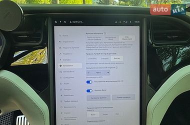 Внедорожник / Кроссовер Tesla Model X 2020 в Киеве