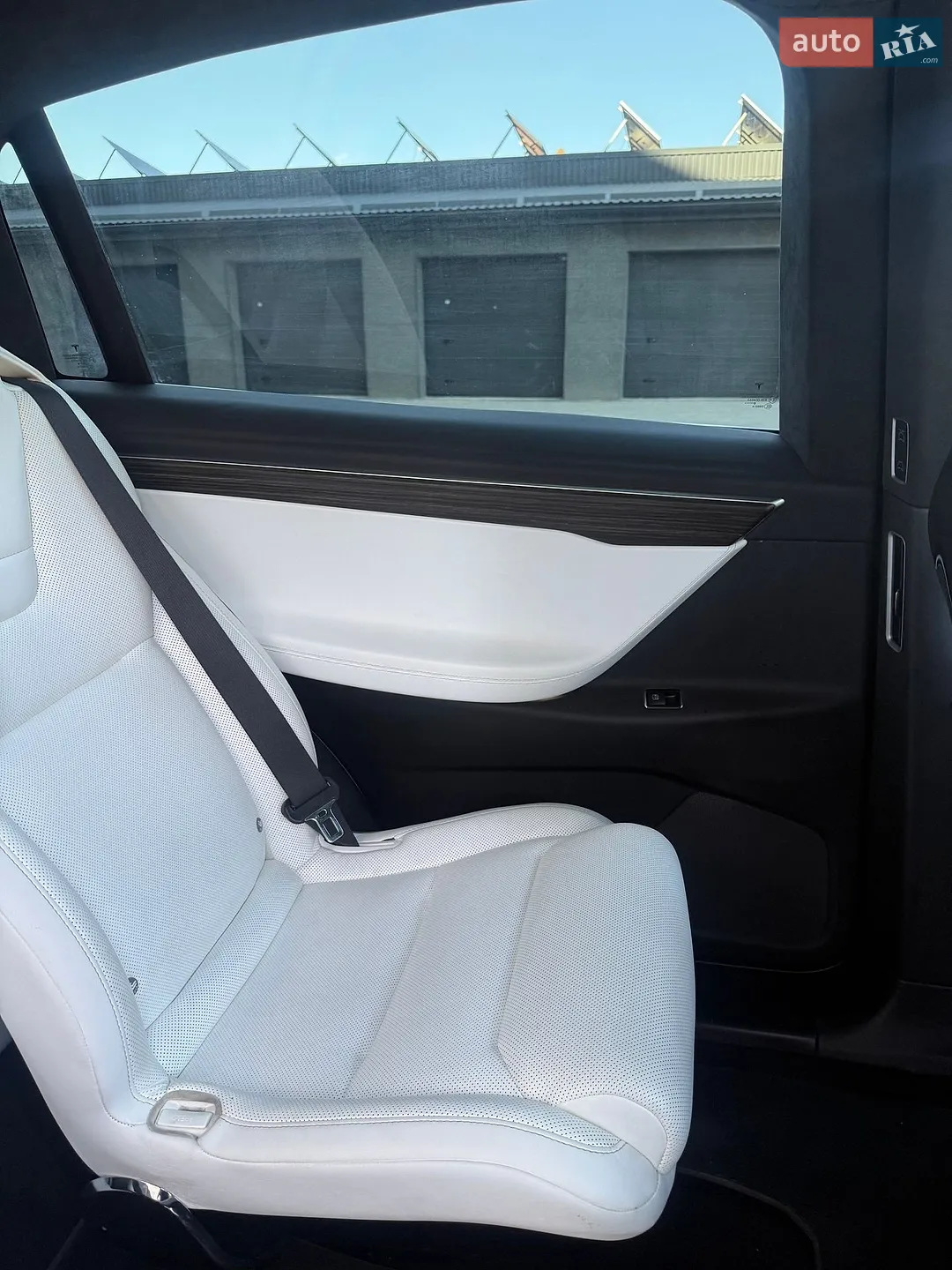 2016 Tesla Model X - мініатюра 36