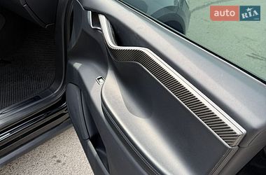 Внедорожник / Кроссовер Tesla Model X 2019 в Киеве