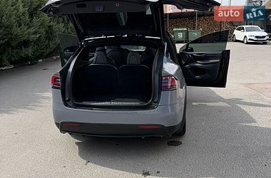 Внедорожник / Кроссовер Tesla Model X 2019 в Киеве