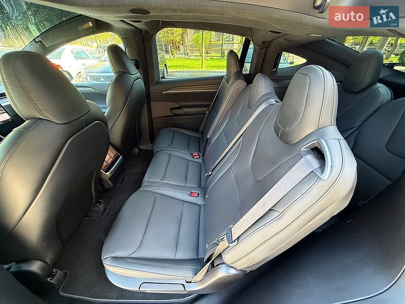 Внедорожник / Кроссовер Tesla Model X 2025 в Киеве