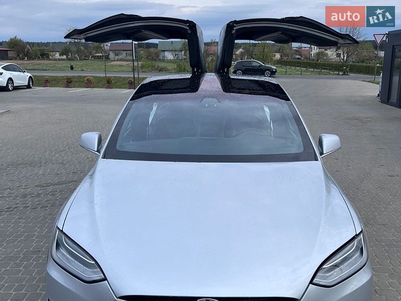 Внедорожник / Кроссовер Tesla Model X 2017 в Львове
