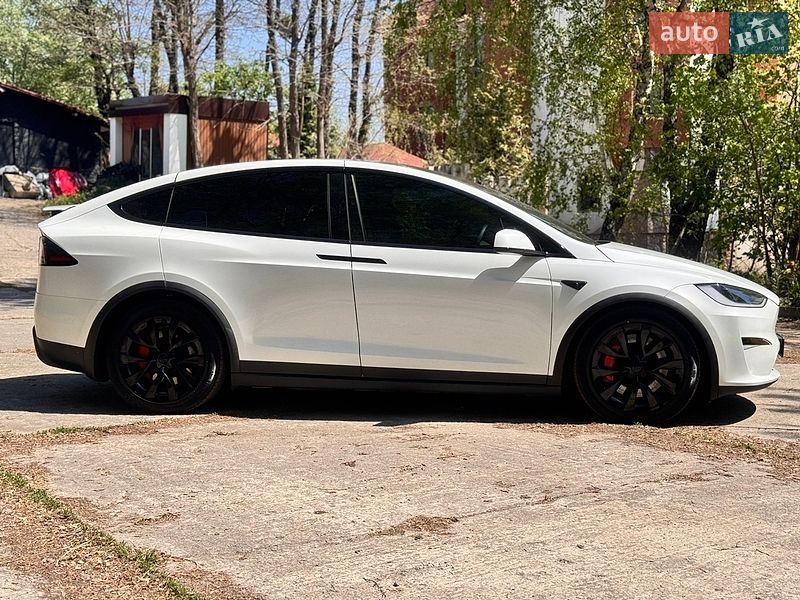 Внедорожник / Кроссовер Tesla Model X 2023 в Вышгороде