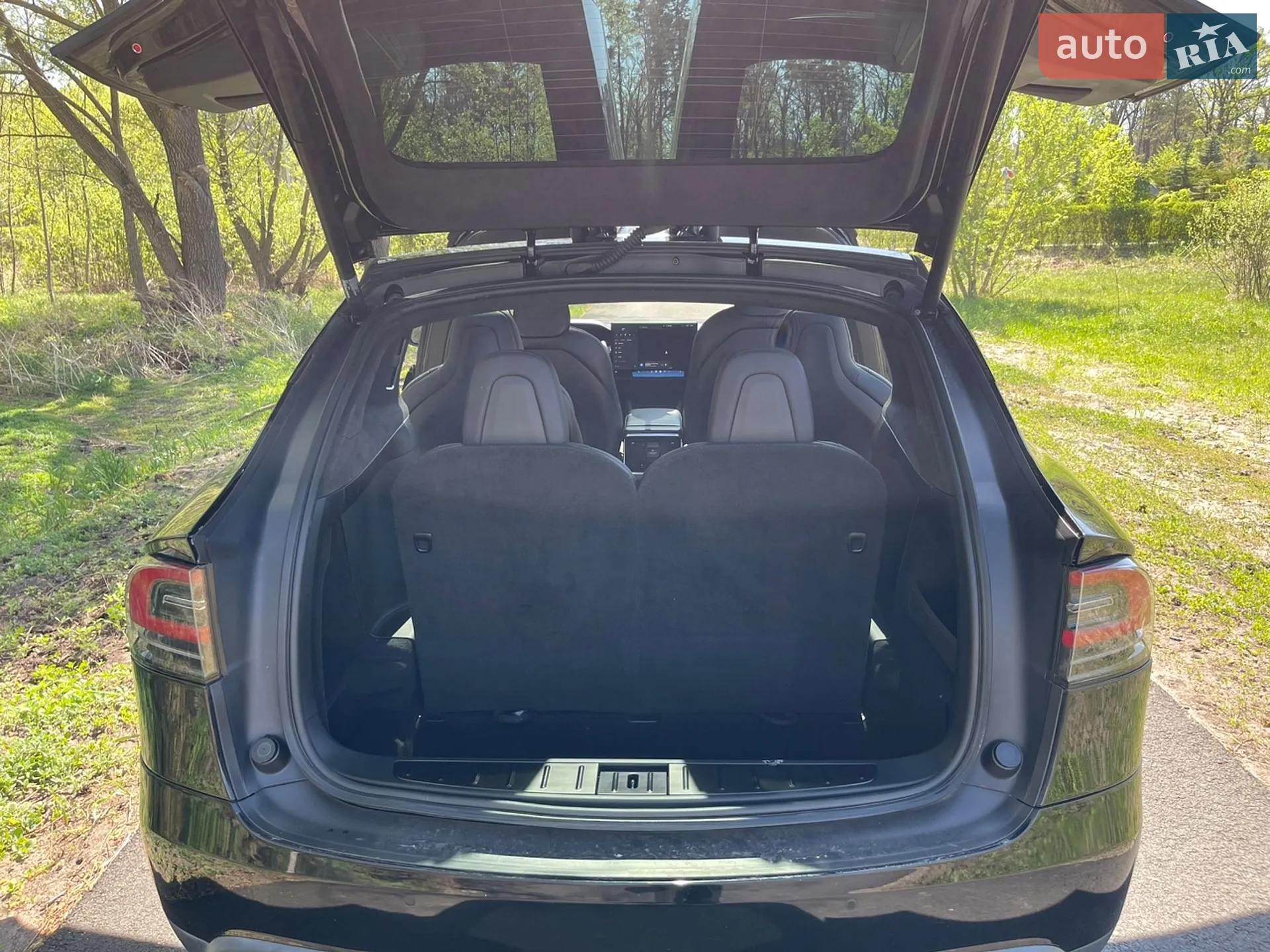 2021 Tesla Model X - мініатюра 21
