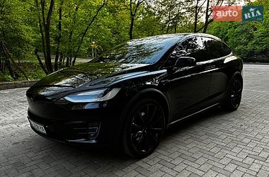 Позашляховик / Кросовер Tesla Model X 2016 в Києві