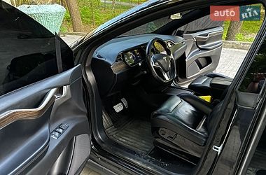 Позашляховик / Кросовер Tesla Model X 2016 в Києві