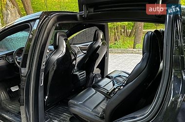 Позашляховик / Кросовер Tesla Model X 2016 в Києві
