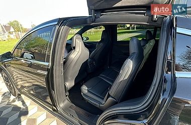 Внедорожник / Кроссовер Tesla Model X 2019 в Киеве