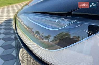 Внедорожник / Кроссовер Tesla Model X 2019 в Киеве