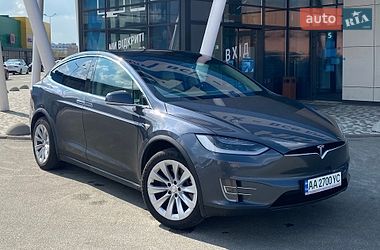 Внедорожник / Кроссовер Tesla Model X 2018 в Киеве
