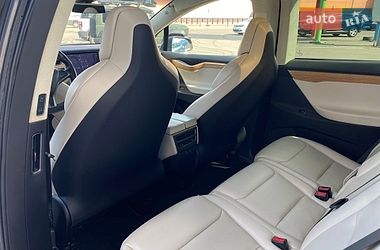 Внедорожник / Кроссовер Tesla Model X 2018 в Киеве