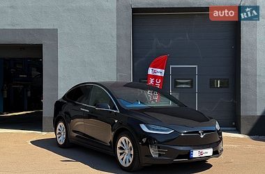 Позашляховик / Кросовер Tesla Model X 2017 в Києві