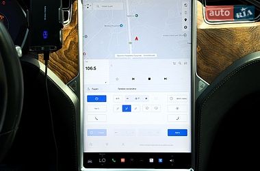 Позашляховик / Кросовер Tesla Model X 2017 в Києві