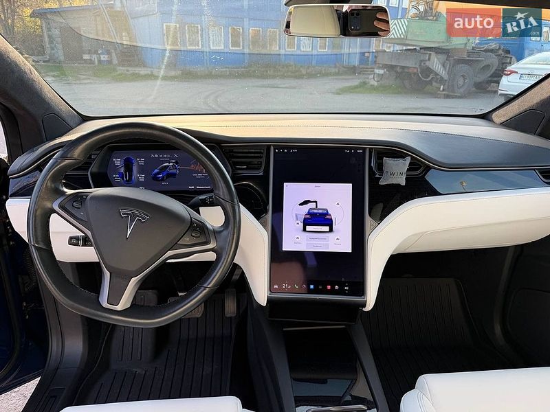 Позашляховик / Кросовер Tesla Model X 2019 в Києві