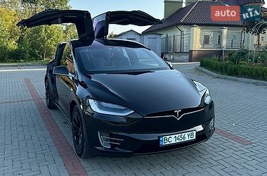 Внедорожник / Кроссовер Tesla Model X 2017 в Золочеве