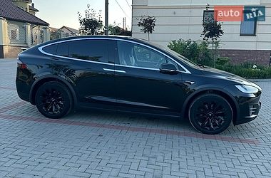 Внедорожник / Кроссовер Tesla Model X 2017 в Золочеве