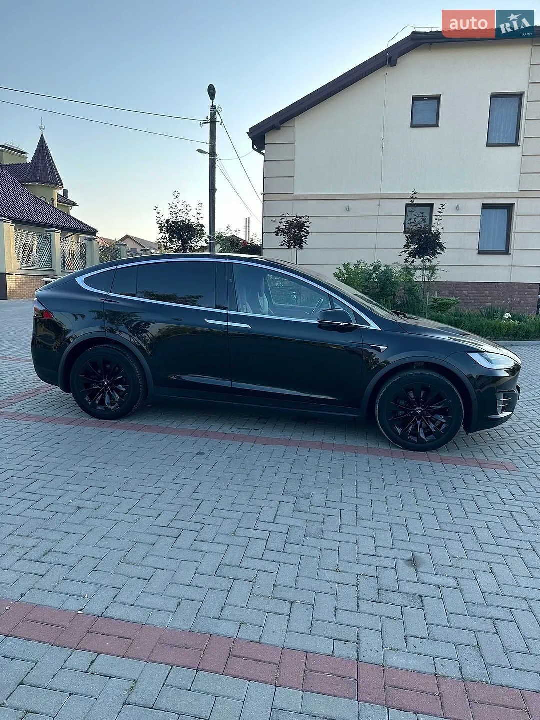2017 Tesla Model X - мініатюра 10