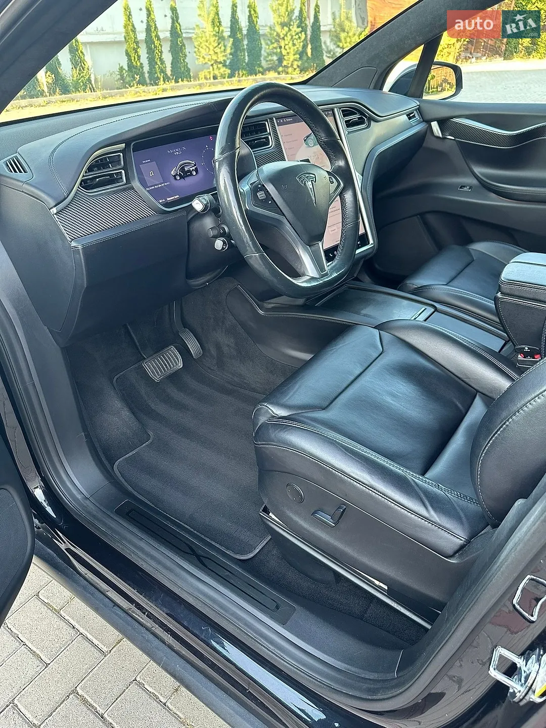 2017 Tesla Model X - мініатюра 20
