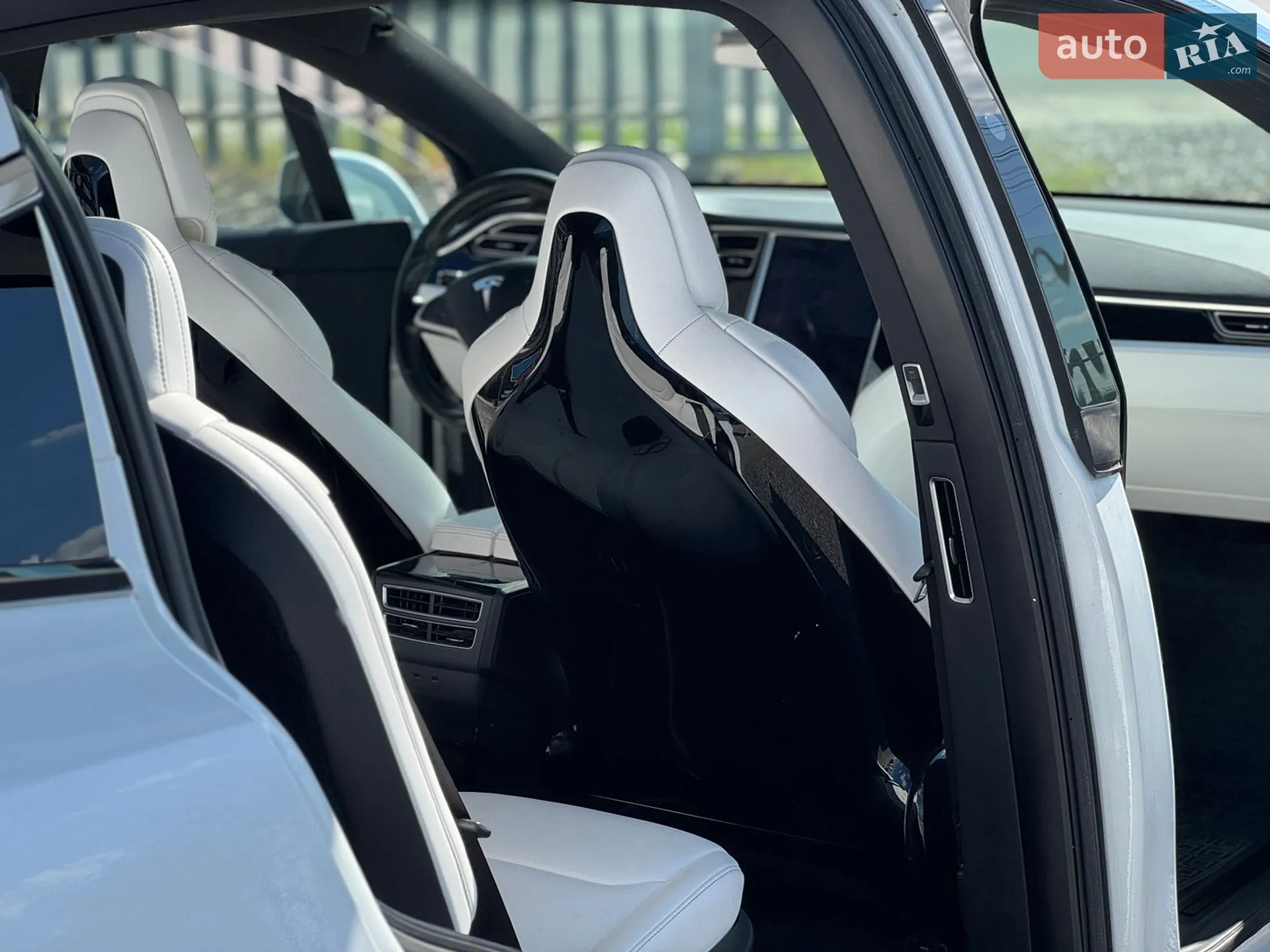 2017 Tesla Model X - мініатюра 7