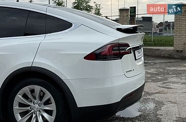 Внедорожник / Кроссовер Tesla Model X 2017 в Виннице