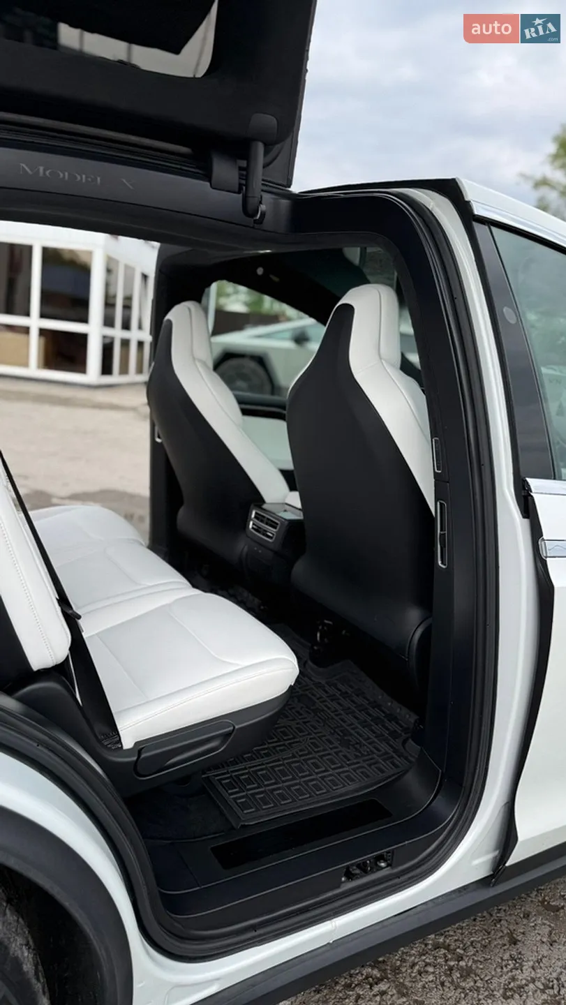 2017 Tesla Model X - мініатюра 26