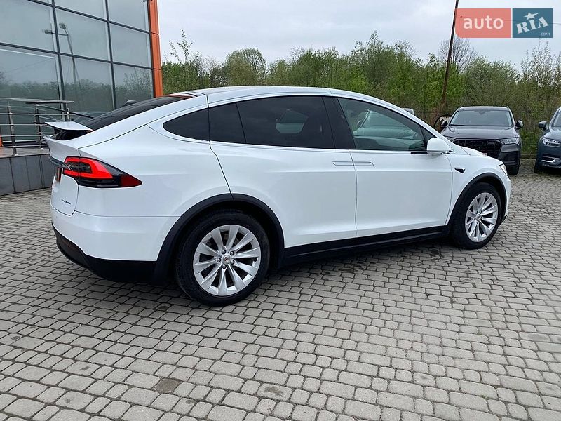 Внедорожник / Кроссовер Tesla Model X 2020 в Львове