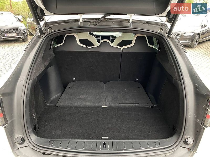 Внедорожник / Кроссовер Tesla Model X 2020 в Львове