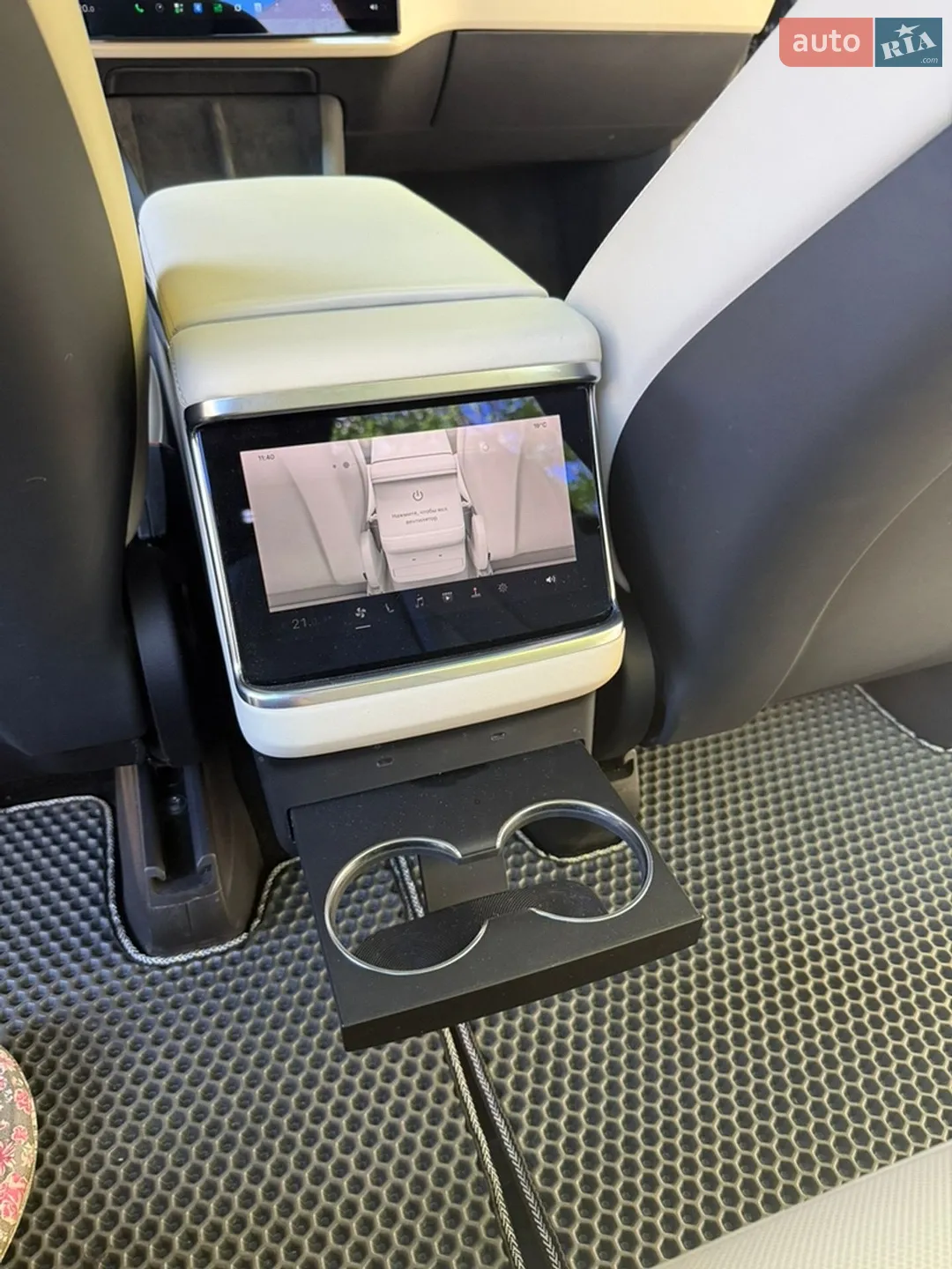 2022 Tesla Model X - мініатюра 16