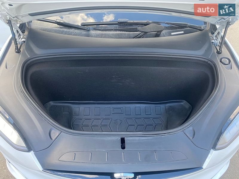 Внедорожник / Кроссовер Tesla Model X 2023 в Львове