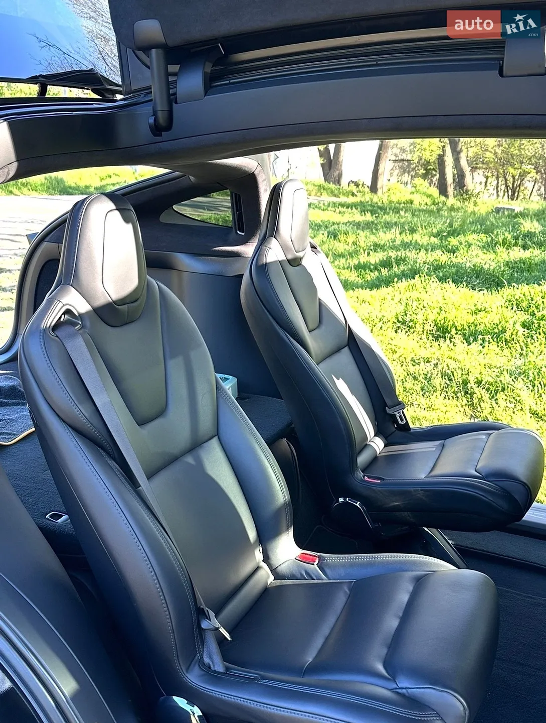 2020 Tesla Model X - мініатюра 9
