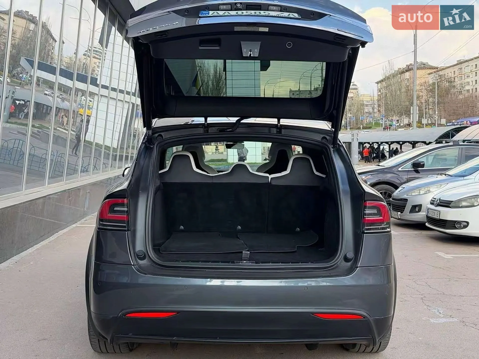 2017 Tesla Model X - мініатюра 25