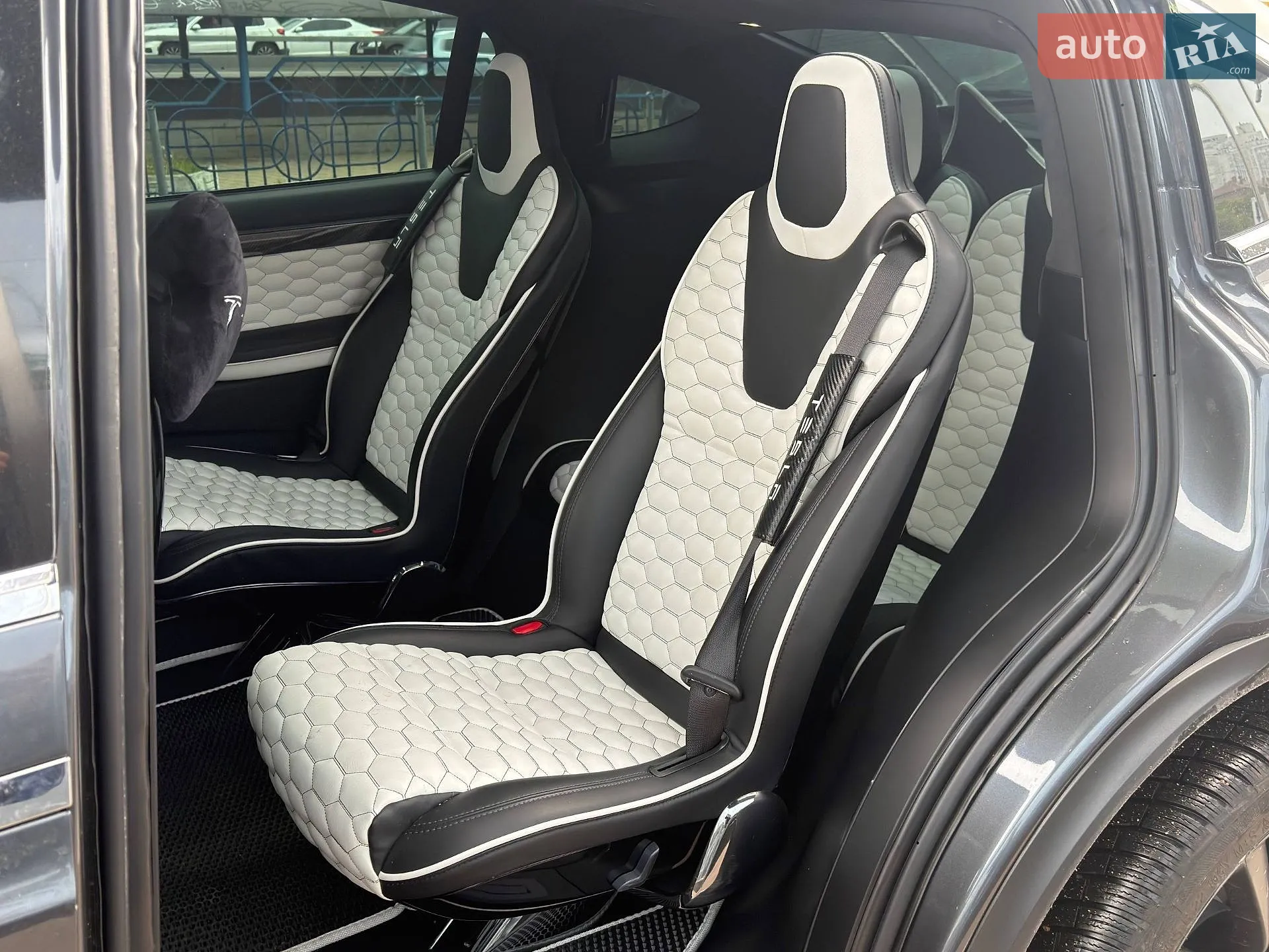 2020 Tesla Model X - мініатюра 16