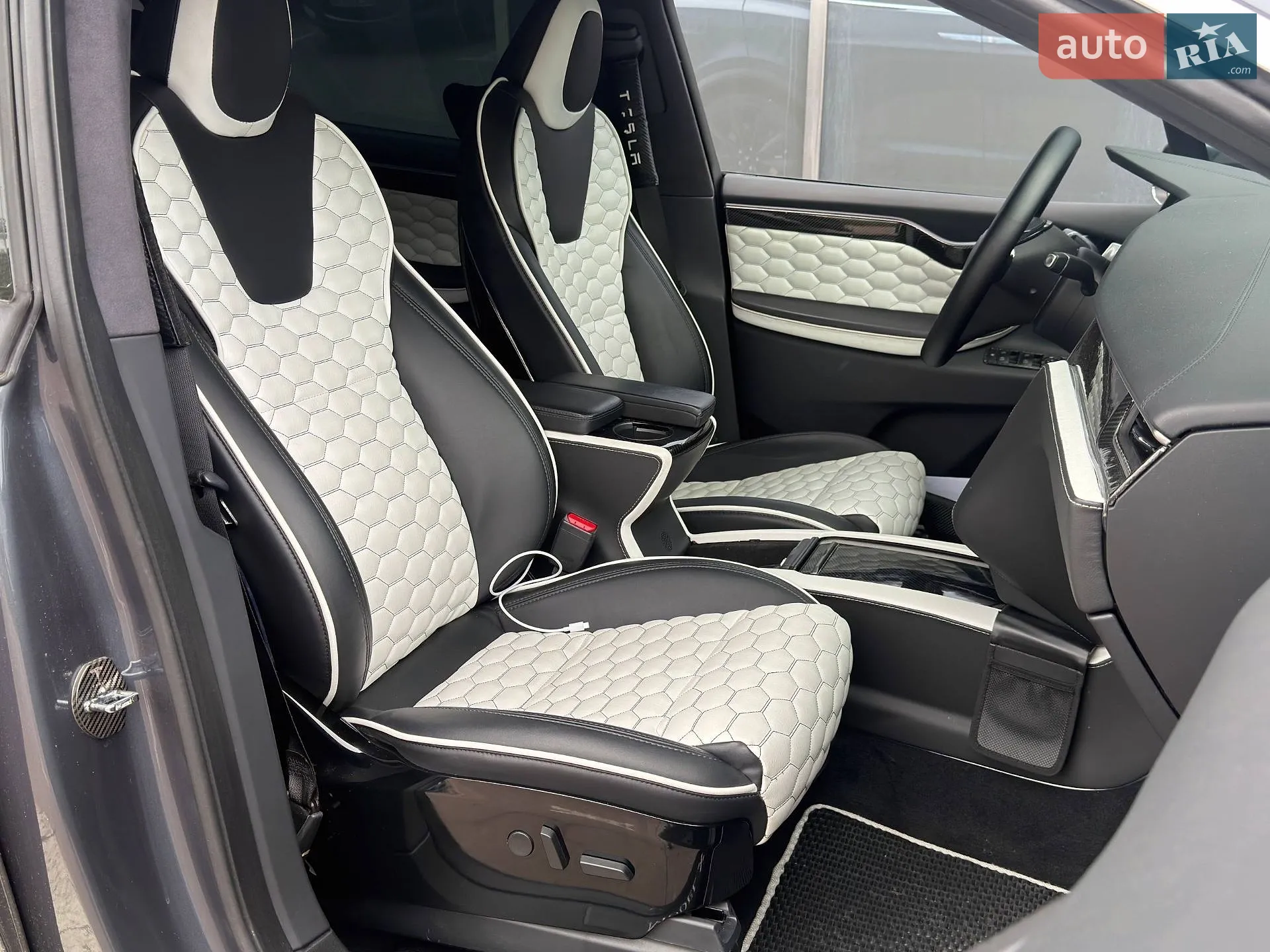 2020 Tesla Model X - мініатюра 22