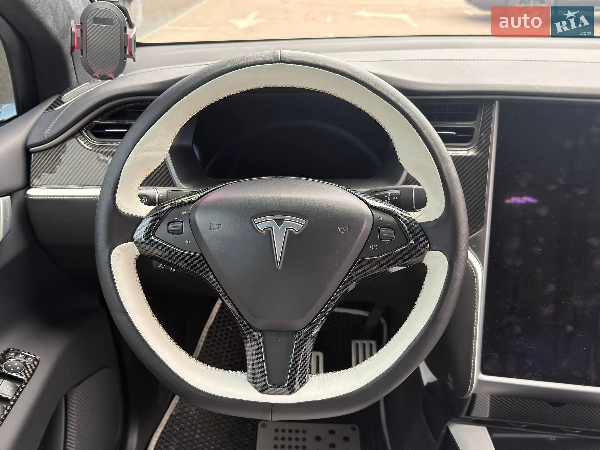 2020 Tesla Model X - мініатюра 32