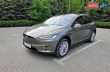 Позашляховик / Кросовер Tesla Model X 2016 в Харкові
