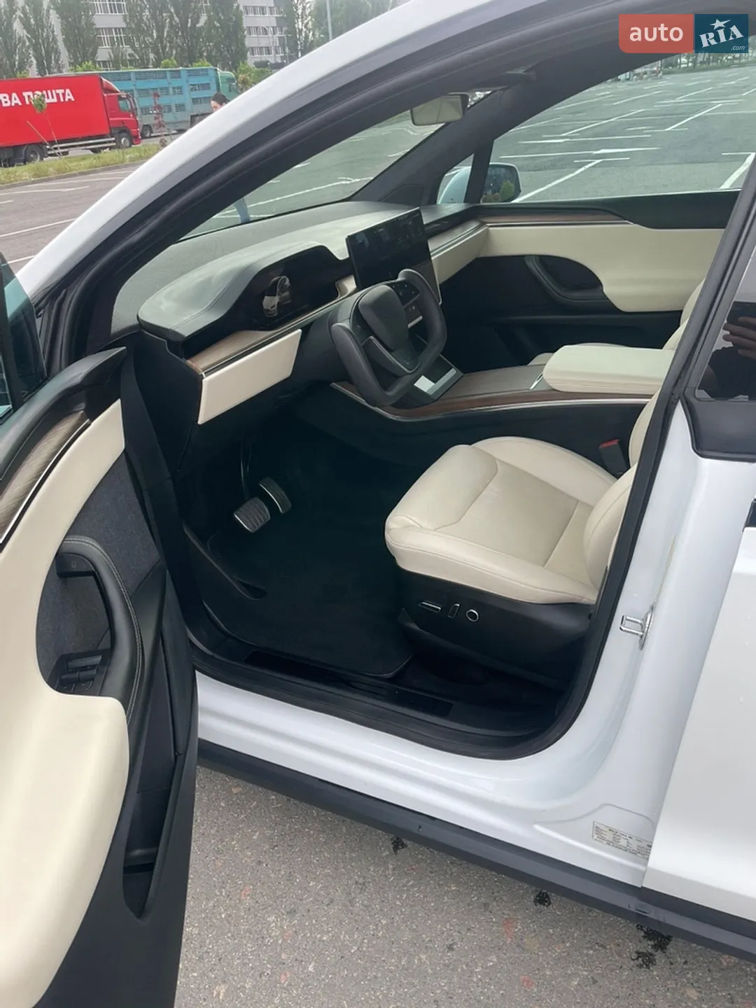 2021 Tesla Model X - мініатюра 4