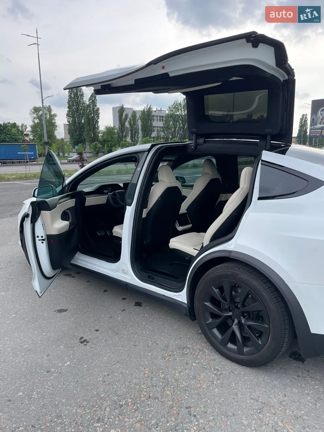 2021 Tesla Model X - мініатюра 20