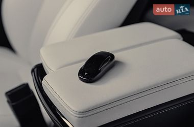 Позашляховик / Кросовер Tesla Model X 2018 в Києві