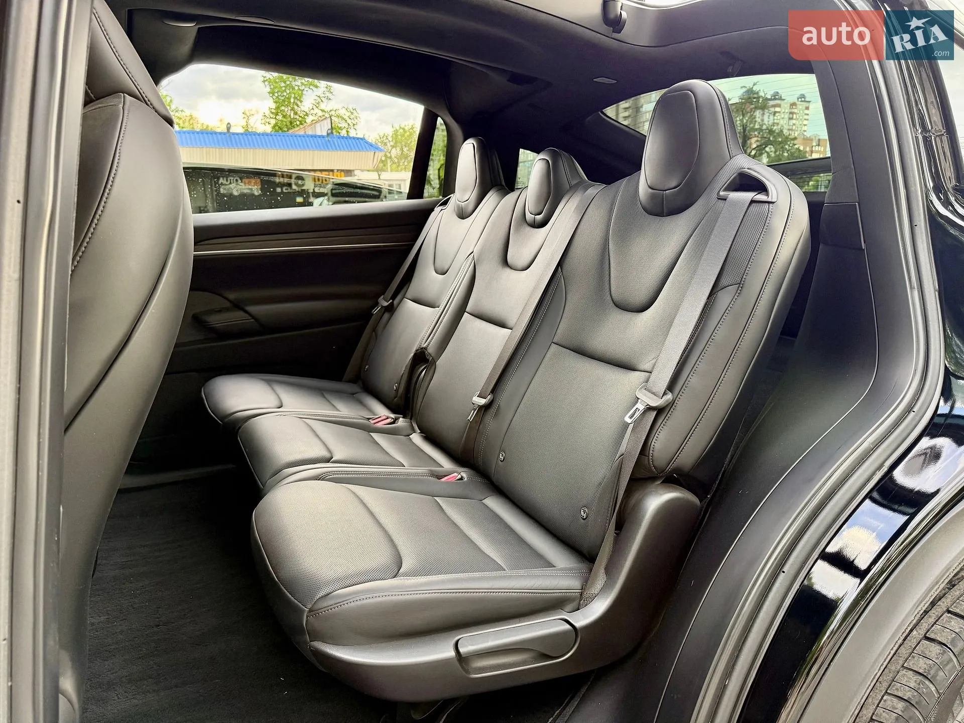 2022 Tesla Model X - мініатюра 8