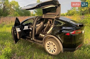 Позашляховик / Кросовер Tesla Model X 2018 в Броварах фото 14 Позашляховик / Кросовер Tesla Model X 2018 в Броварах