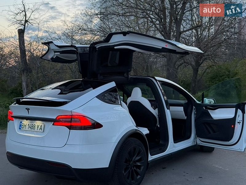 Внедорожник / Кроссовер Tesla Model X 2020 в Одессе