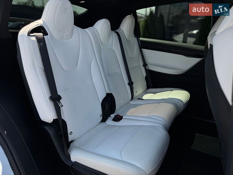 Позашляховик / Кросовер Tesla Model X 2020 в Києві