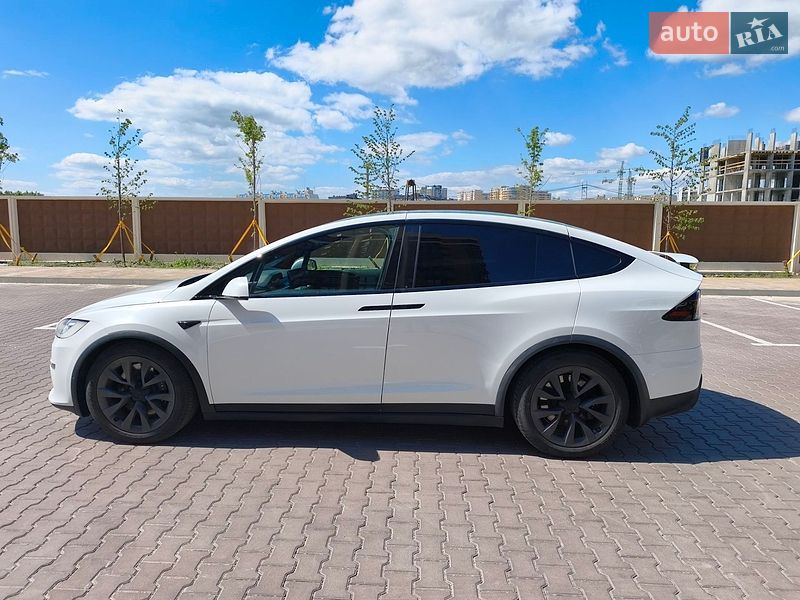 Внедорожник / Кроссовер Tesla Model X 2023 в Киеве