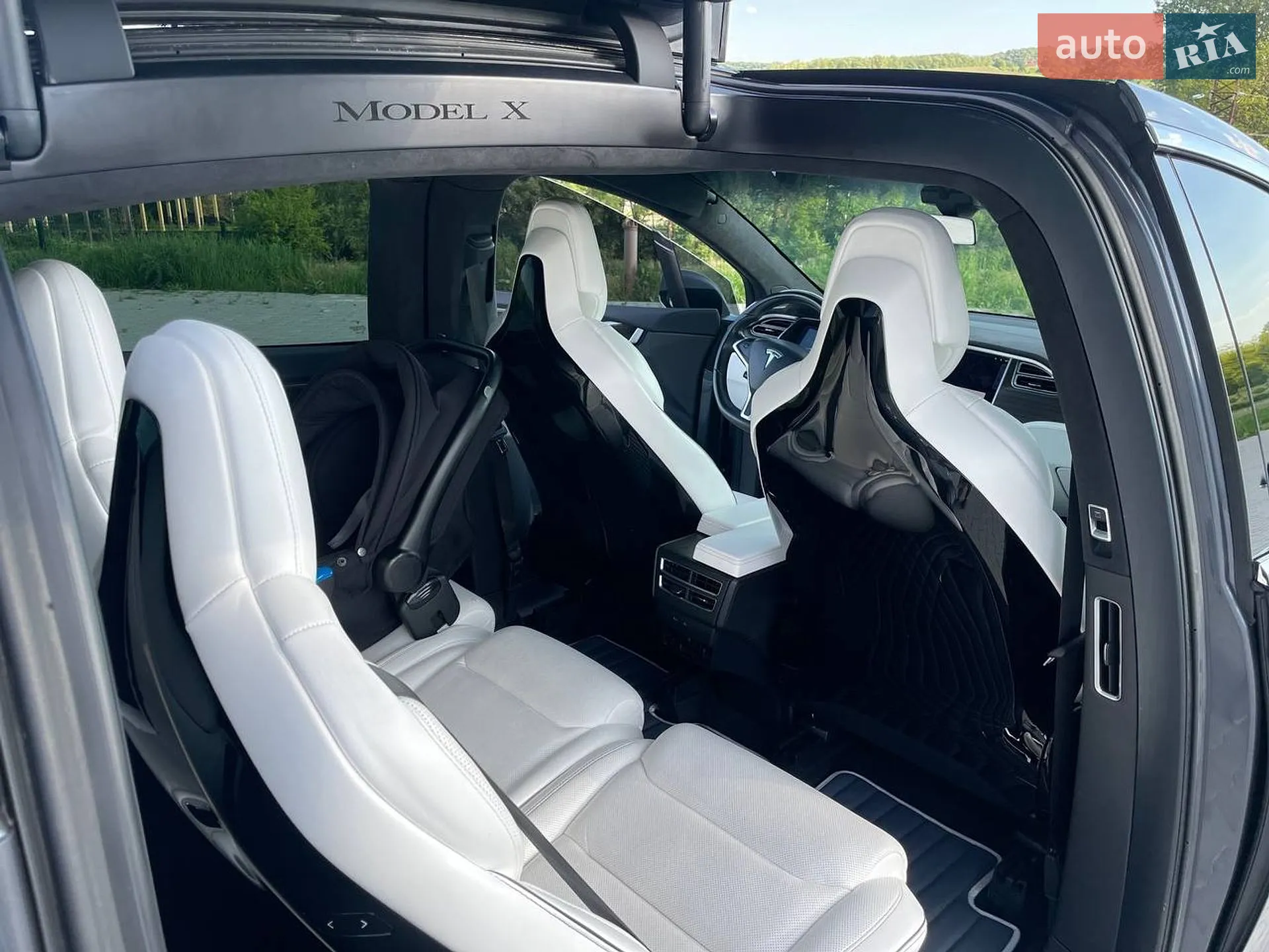 2016 Tesla Model X - мініатюра 11