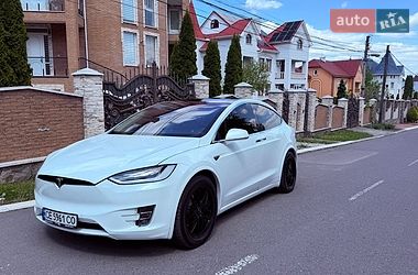 Внедорожник / Кроссовер Tesla Model X 2016 в Черновцах