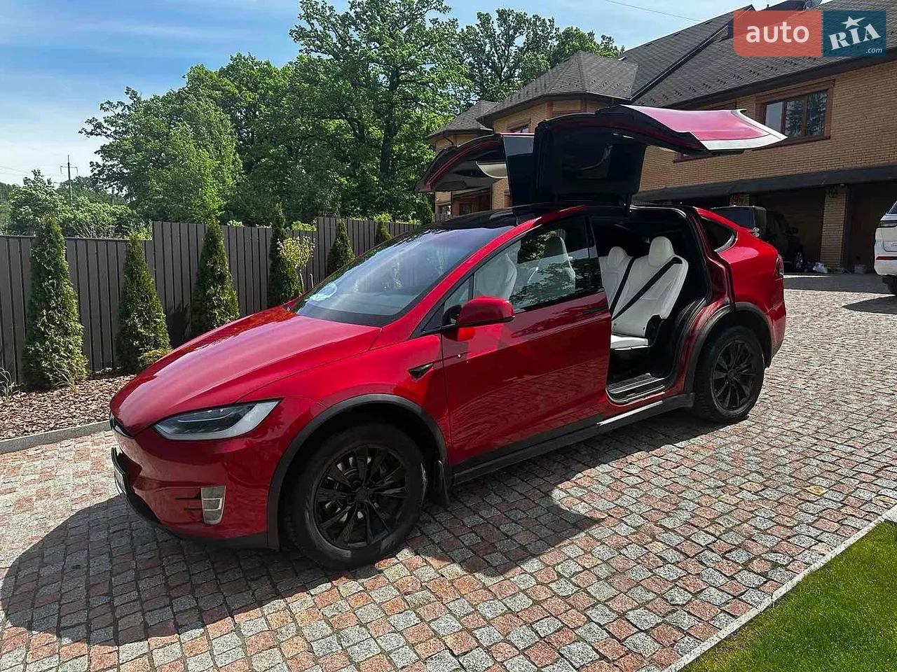 2017 Tesla Model X - мініатюра 28