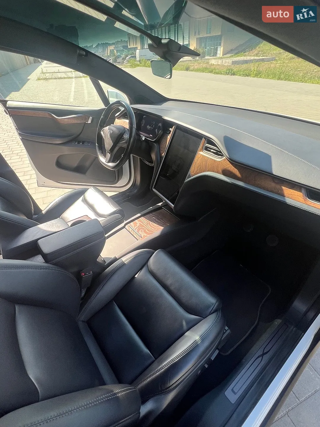 2020 Tesla Model X - мініатюра 26