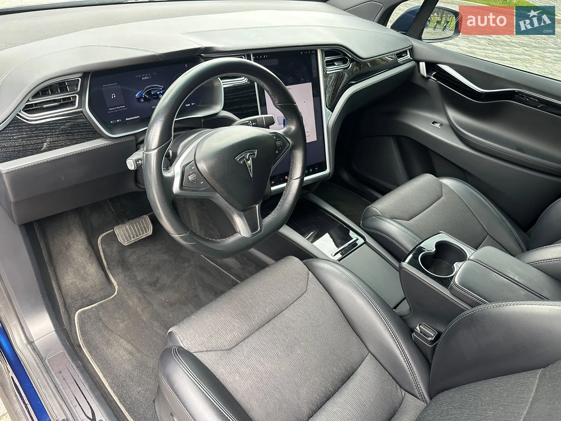 2017 Tesla Model X - мініатюра 29