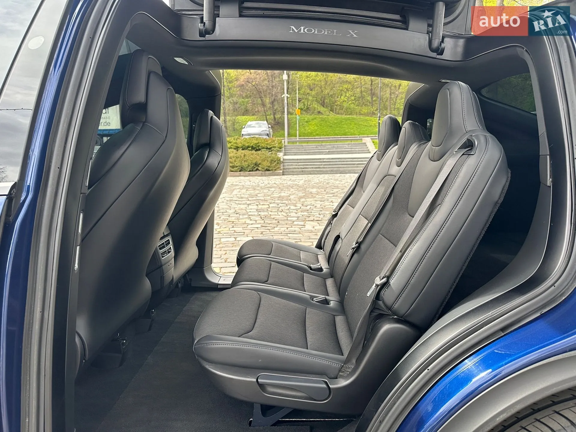2017 Tesla Model X - мініатюра 36