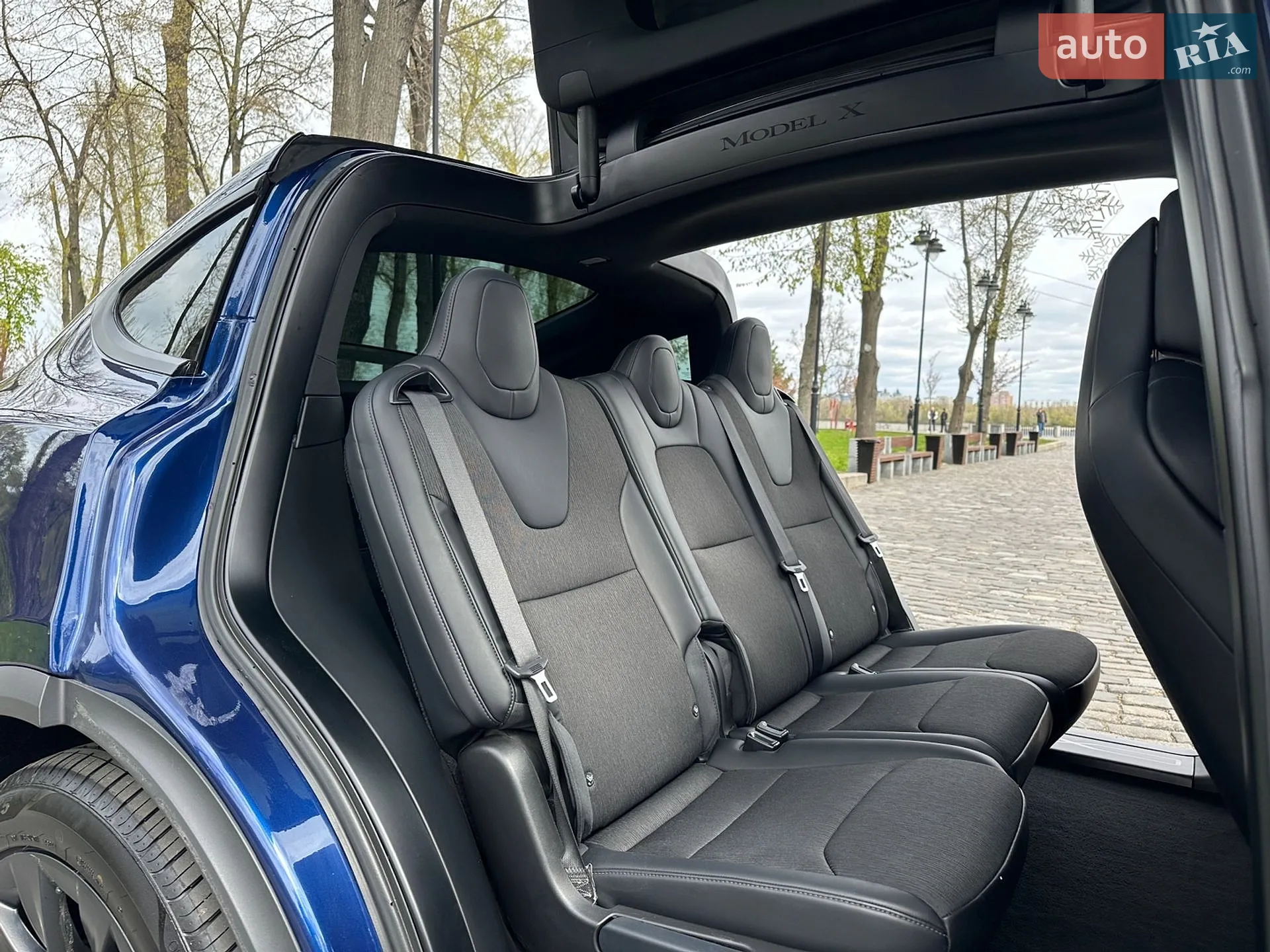 2017 Tesla Model X - мініатюра 38